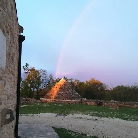 Lantgård Tenuta Tedone Consolini *