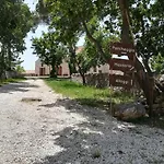 Tenuta Tedone Consolini Vakantieboerderij *